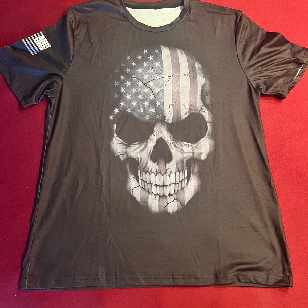 Patriotic Skull Graphic T-Shirt - Black